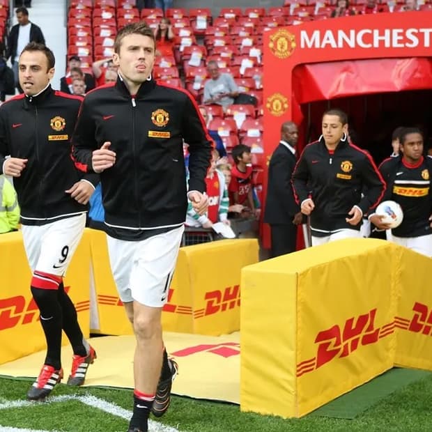 나이키 맨유 12-13시즌 DHL 트랙탑 져지