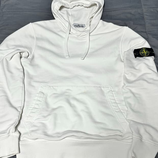 정품 스톤아일랜드 브러쉬드 코튼 후드티(M사이즈/화이트)