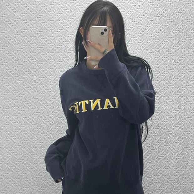 아크네스튜디오 로맨틱 크루넥 오버핏 맨투맨 M C07749