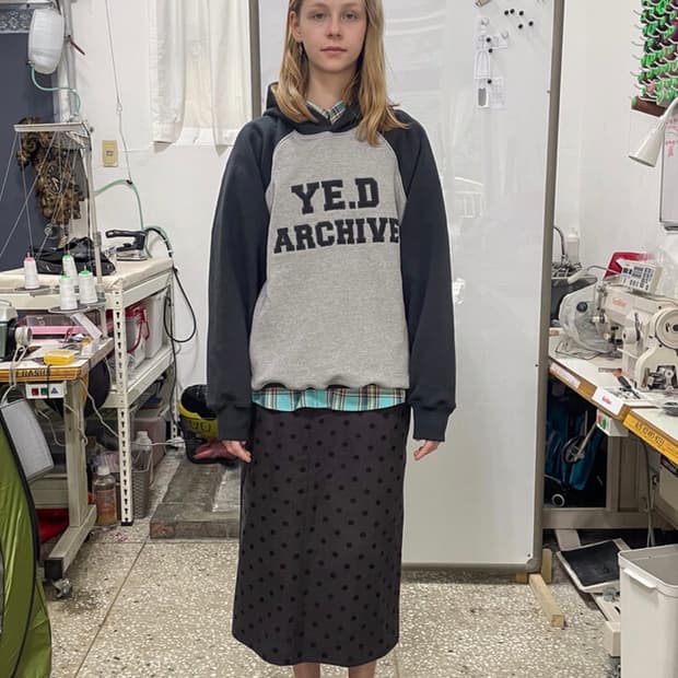 예디아카이브 DOT LONG SKIRT