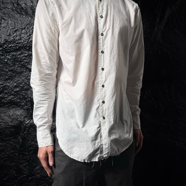 Araki Yuu Raw Edge Brass Button Shirt