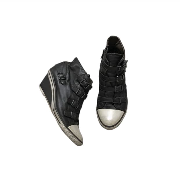 Ash 애쉬 다크브라운 버클 웨지힐 스니커즈