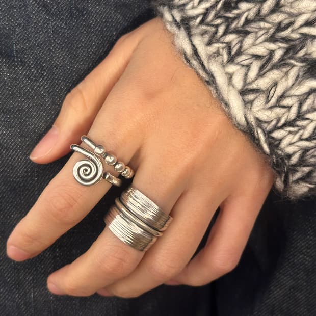 Strata Thumb 925Silver Ring