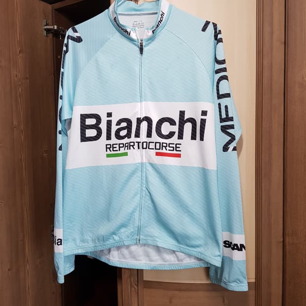 L / 이태리 비앙키 자전거복 집업 상의/번407-02