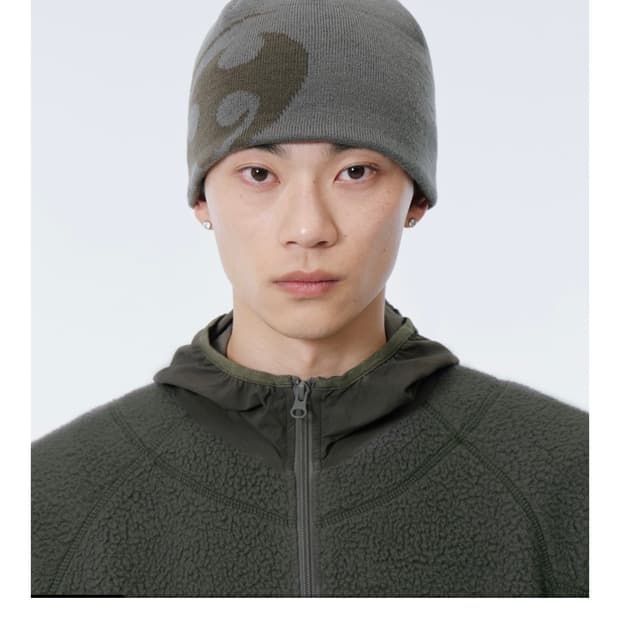 산산기어 비니 카키 구해요