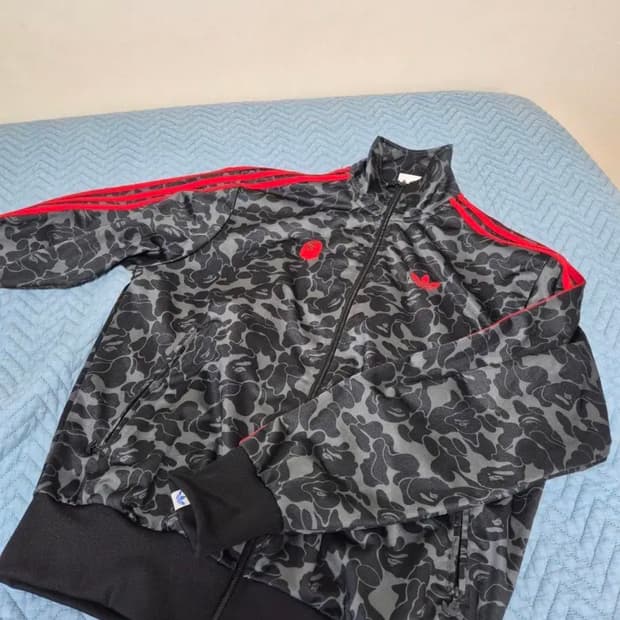 베이프 트랙탑 아디다스 져지 흑계