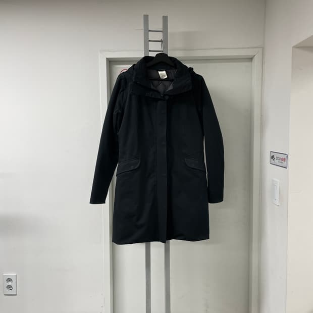 파타고니아 블랙 패딩 M(W)