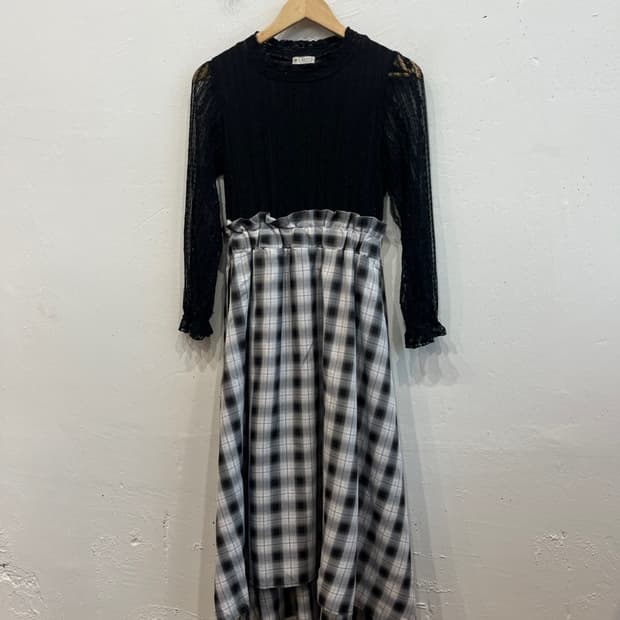 액시즈팜 레이스 롱 원피스