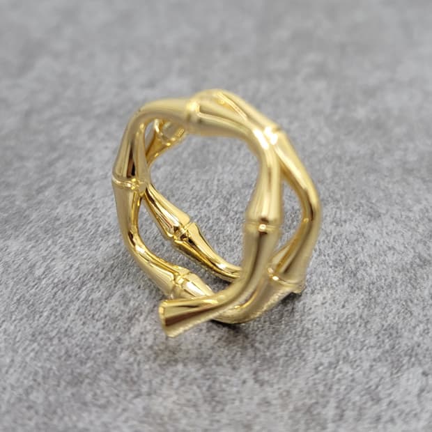 unique ring