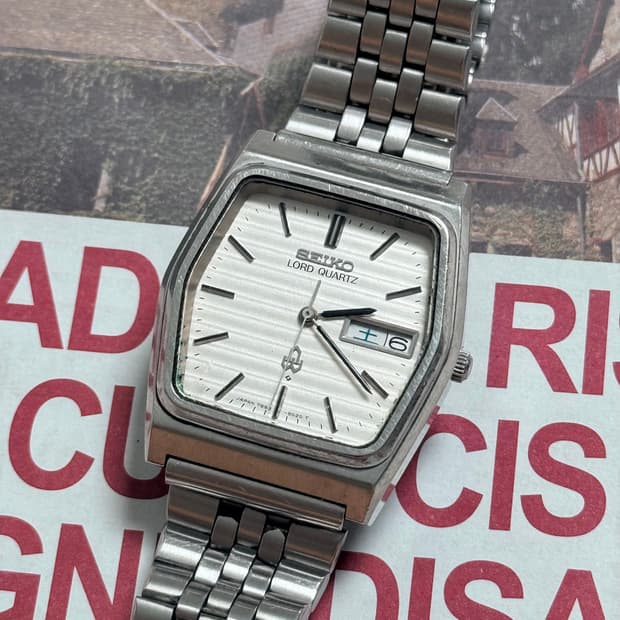 Seiko 세이코 Lord Quartz 옥타곤 데이 데이트1978