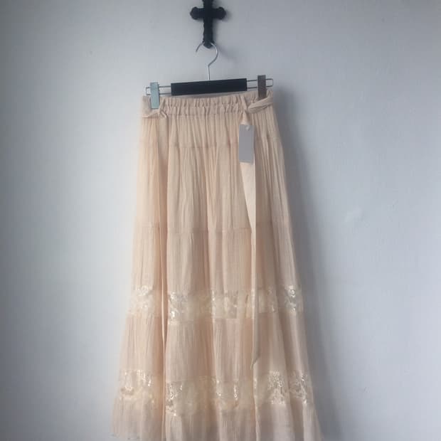 Tied Lace layer long skirt