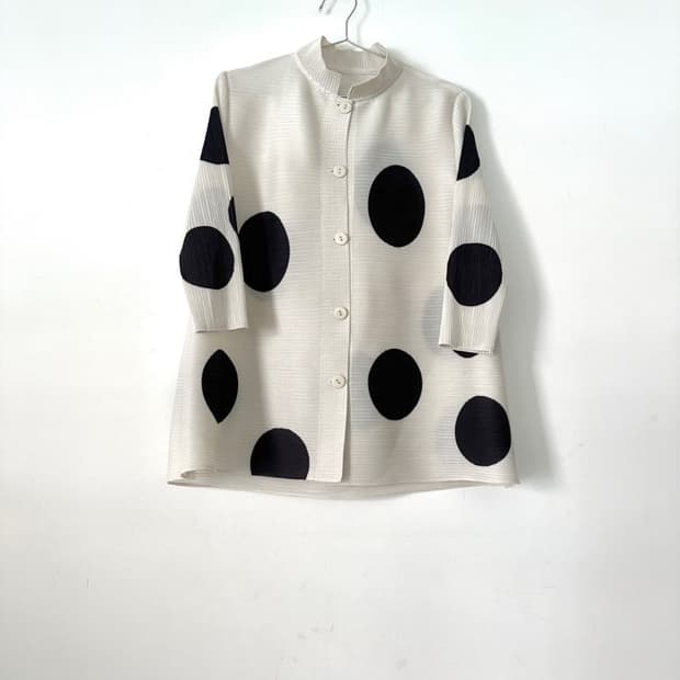 Dot pleats cardigan / ivory