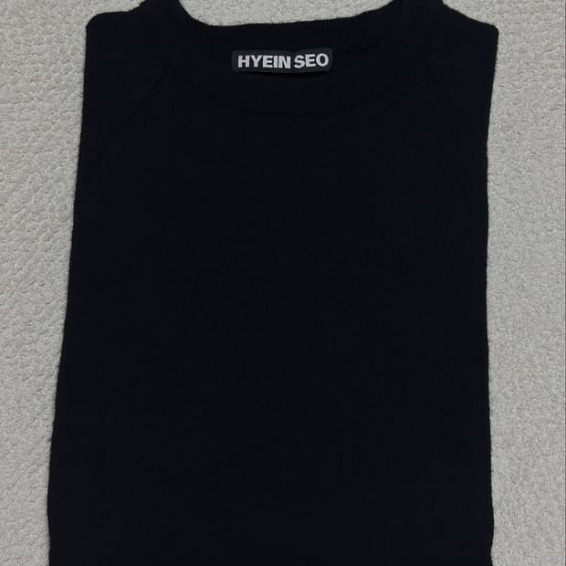 HYEIN SEO 혜인서 니트 Perforated Knit Top