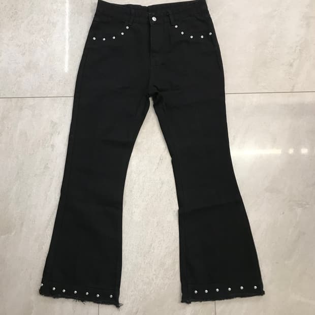 스터드 부츠컷 블랙진