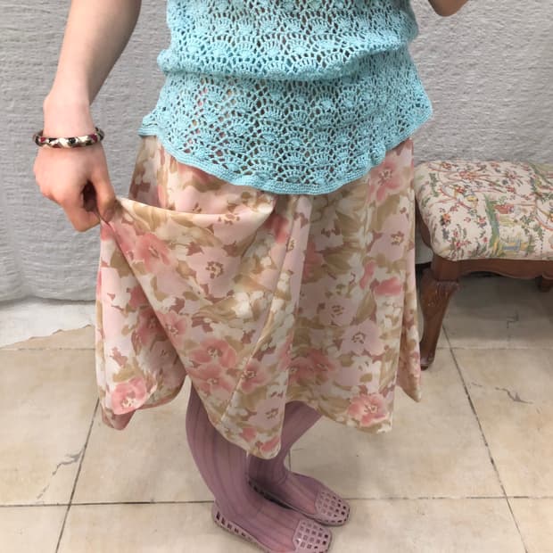 Lovely floral midi skirt