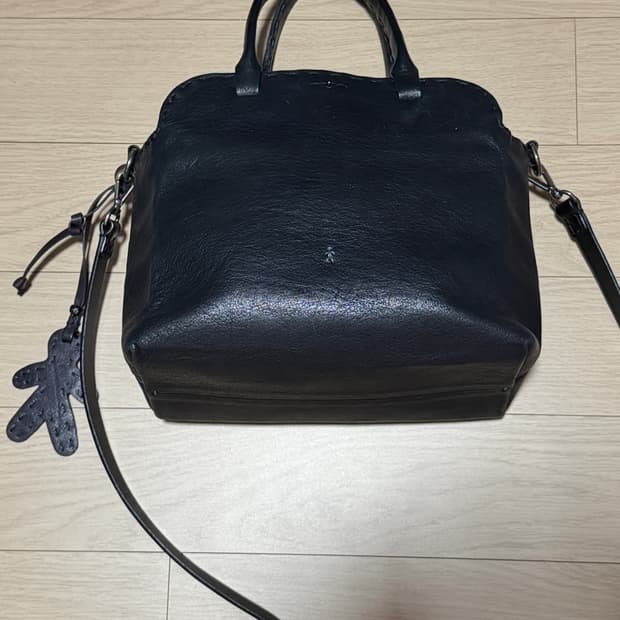 헨리베글린 크로스백