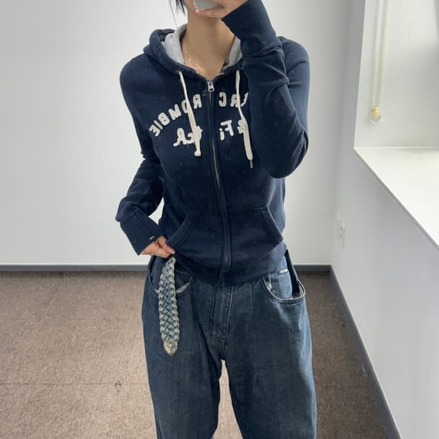 Abercrombie 아베크롬비 스펠아웃로고 네이비 후드집업 