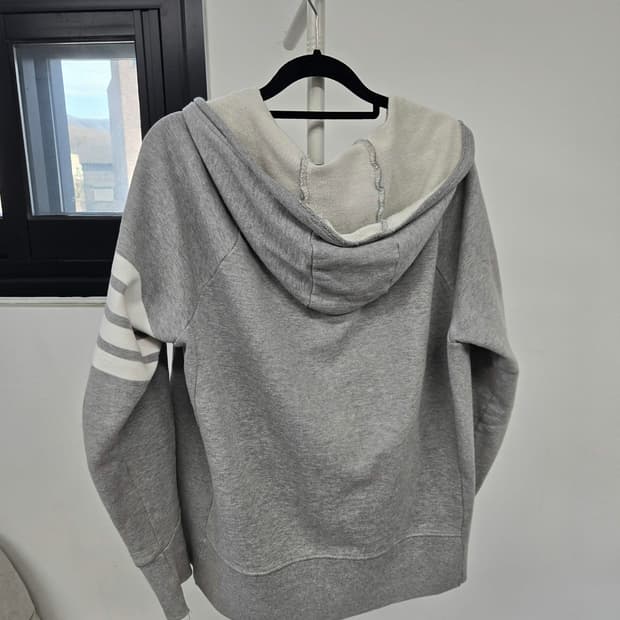 [보증서 정품] 톰브라운 후드집업 4사이즈