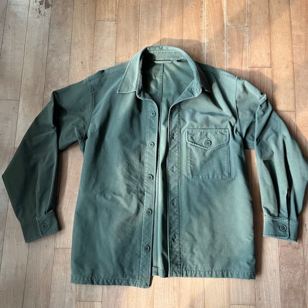 유니클로 올리브 워크셔츠 사이즈 m