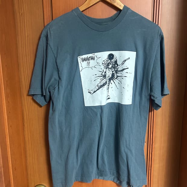 슈프림 아키라 협업 숏슬리브