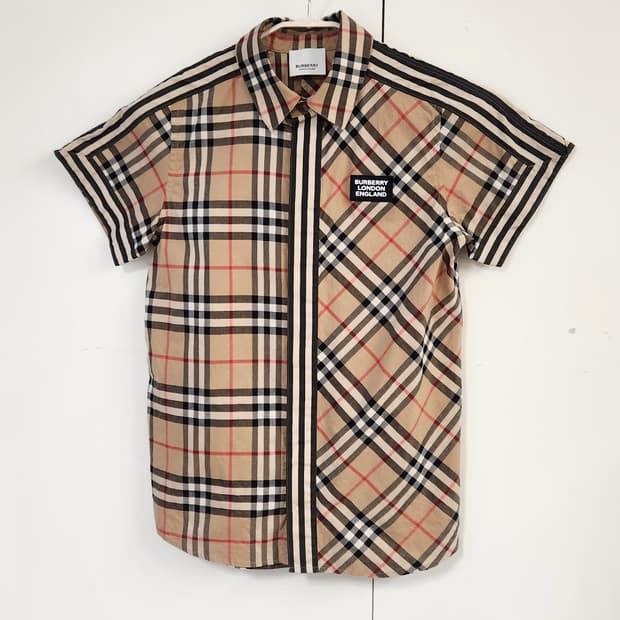 버버리 신형 키즈 체크 반팔 셔츠 10Y
