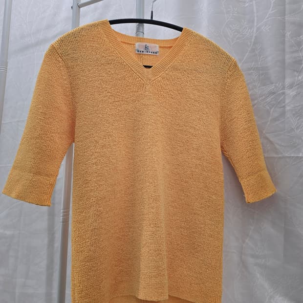 KUMIKYOKU 옐로우 V넥 니트 (40)