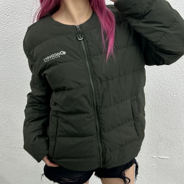 디스커버리 카키 경량 패딩 100