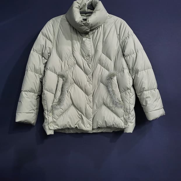 퀼딩 넥 구스다운 포켓밍크 패딩