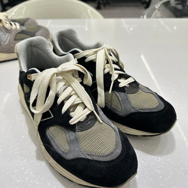 뉴발란스 990 V2 USA 270