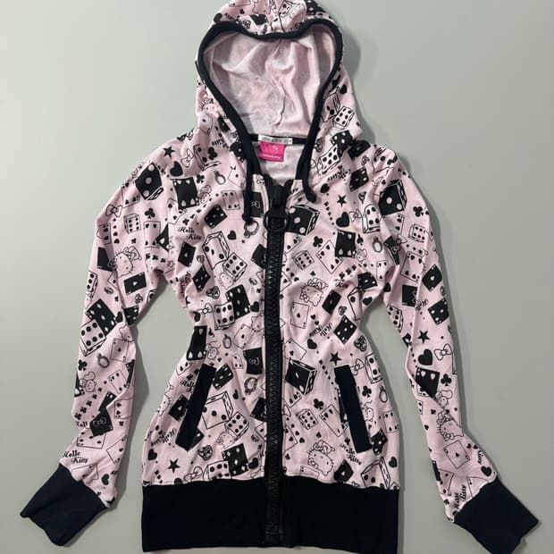 헬로키티 다이스 패턴 후디드 집업
