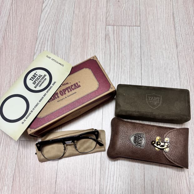 타르트옵티컬 TART OPTICAL FRANK A4 블랙 하금테