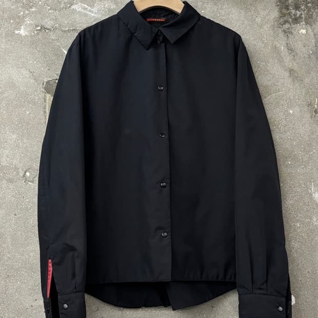 Prada 프라다 레드라벨 블랙 버튼 셔츠 자켓
