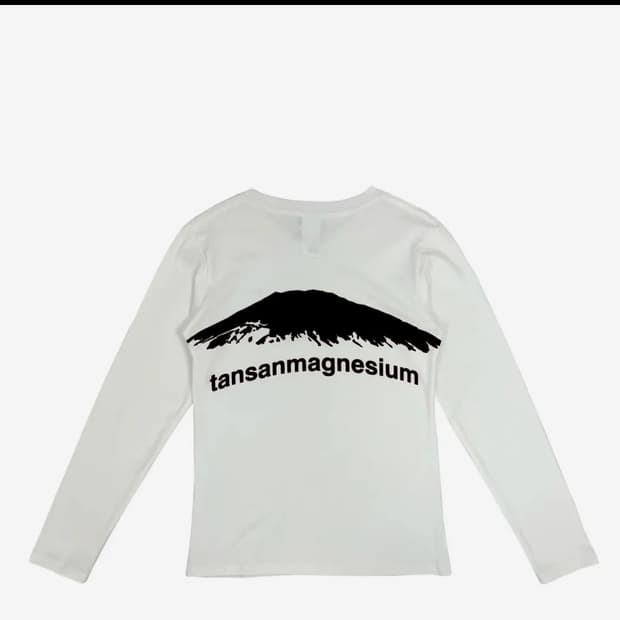탄산 마그네슘 마운틴 롱슬리브 사이즈 men (흰색 검은색)