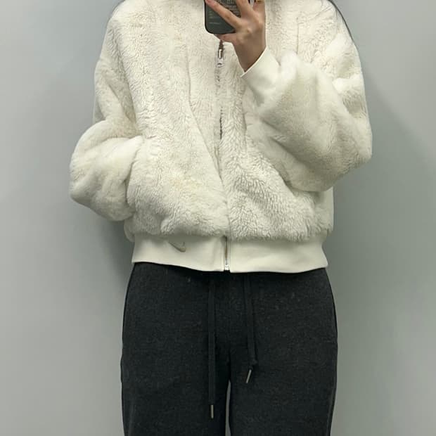 나이키 스포츠웨어 우먼스 리버서블 인조 퍼 봄버 자켓