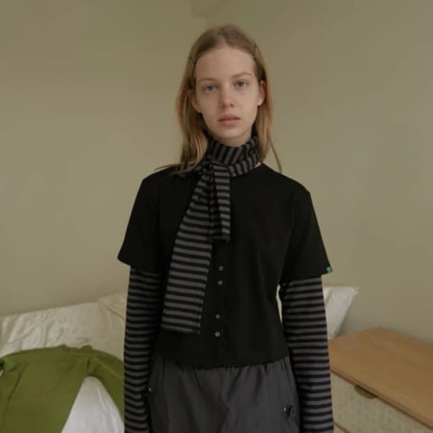 노컨텐츠 스트라이프 가디건+머플러