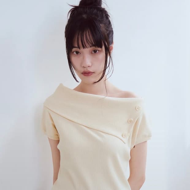 Button Wide Collar T-Shirts, Yellow
