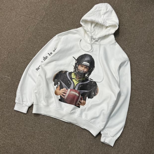  아크메드라비 후드