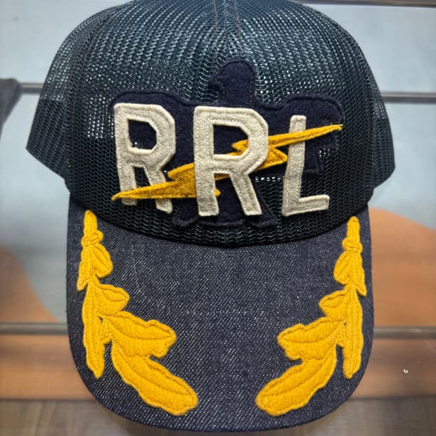 더블알엘 아플리케 메쉬캡