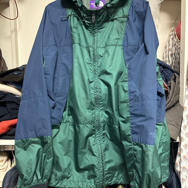 노스페이스 퍼플라벨 마운틴 윈드 파카 바람막이 팝니다.