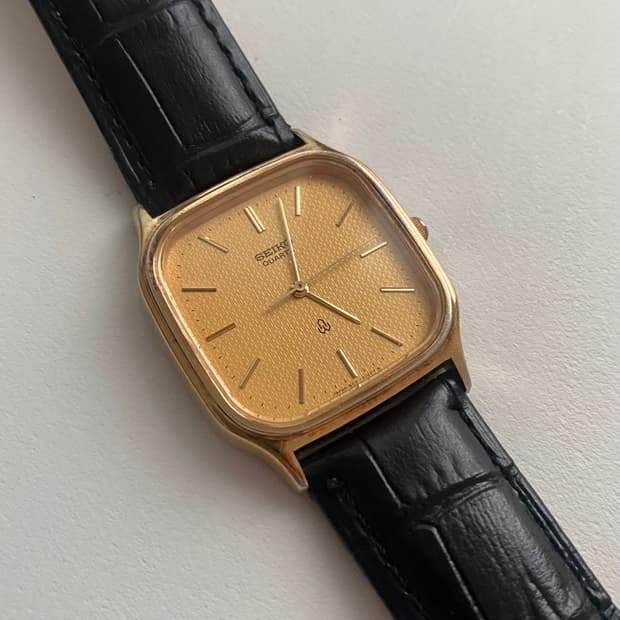 Seiko 세이코 쿼츠 스퀘어 골드