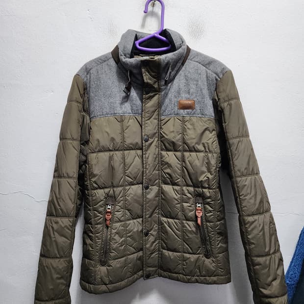 노스페이스 아메카지 퀼팅 경량패딩 