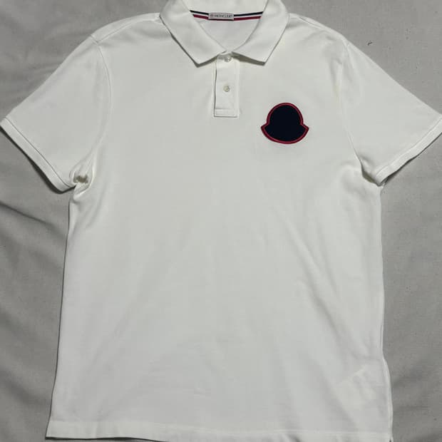 🫶🏻 몽클레어 화이트 카라 반팔티 🫶🏻