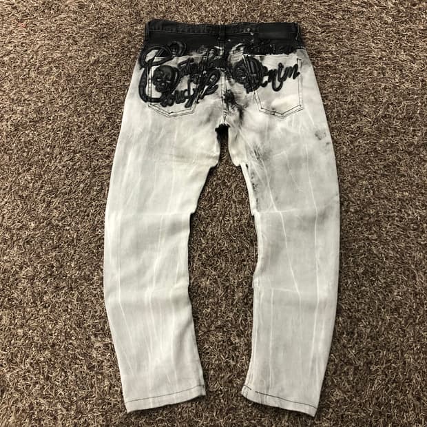 CLOUD72 레더 스컬 패치워크 데님 팬츠