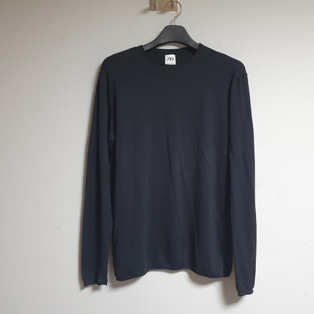 ZARA 자라 긴팔 티셔츠)105