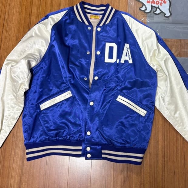 휴먼메이드 새틴 스타디움 자켓