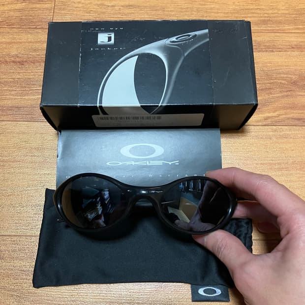 오클리 뉴 아이자켓 새렌즈 블랙