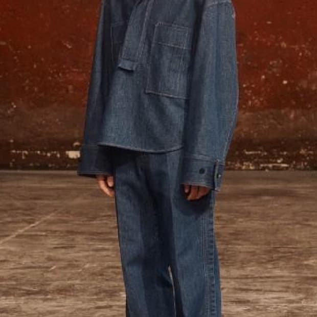 우영미 21fw 컬렉션 데님 아노락 팝니다