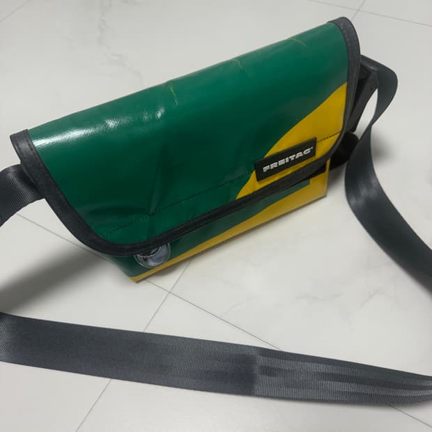 프라이탁 하파오 그린옐로우(파우치 포함)