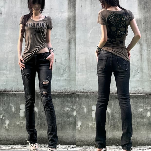 Ash Phantom Skull Burnout Tee