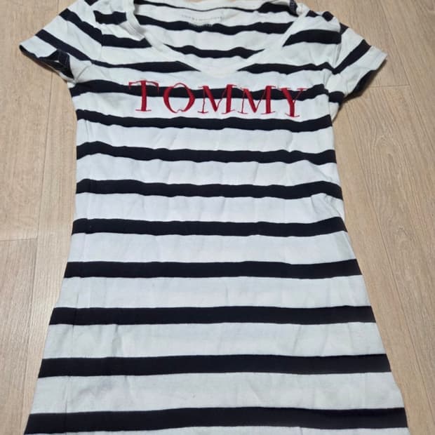 타미힐피거 스트라이프 반팔티
